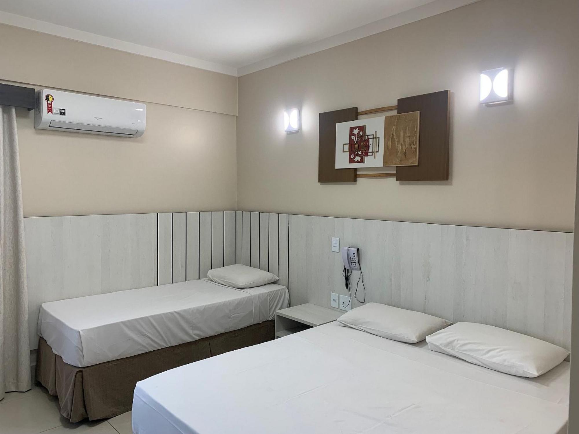 Spazzio Diroma Cafe Da Manha E Acesso Ao Acqua Park Hotel *
